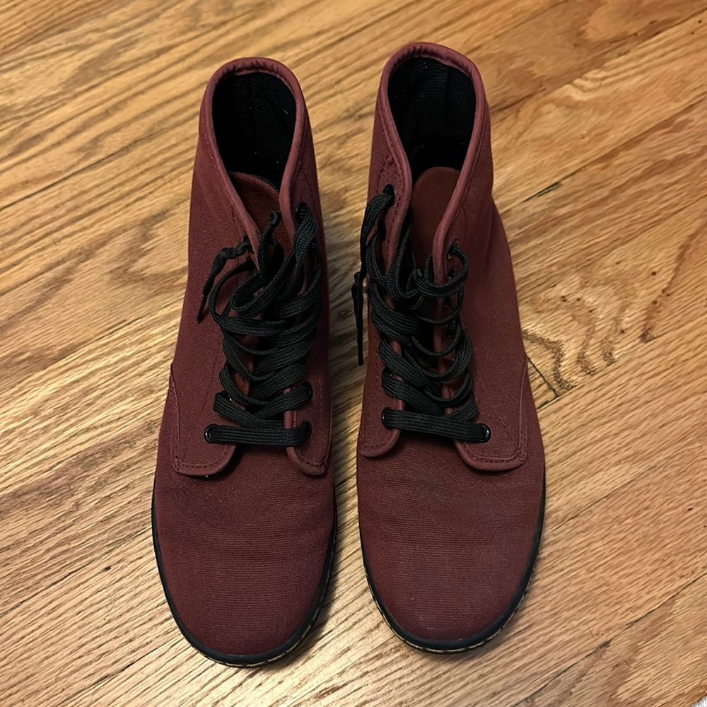 Dr. Martens Sheridan Canvas - Women’s Shoes